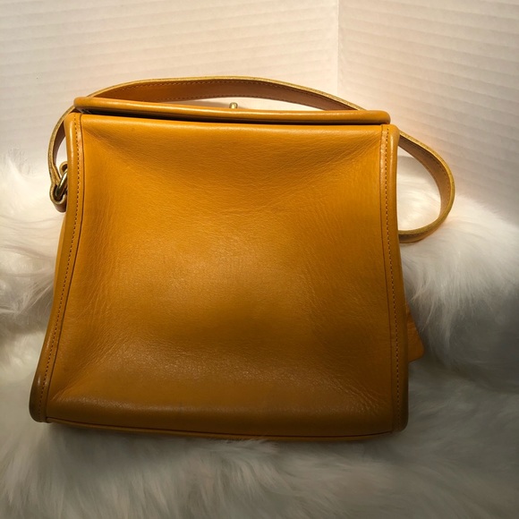 kenneth cole reaction travel toiletry bag